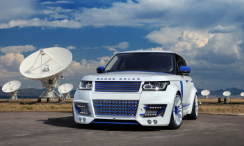 Белоснежный Lumma Range Rover Vogue CLR R с синими акцентами